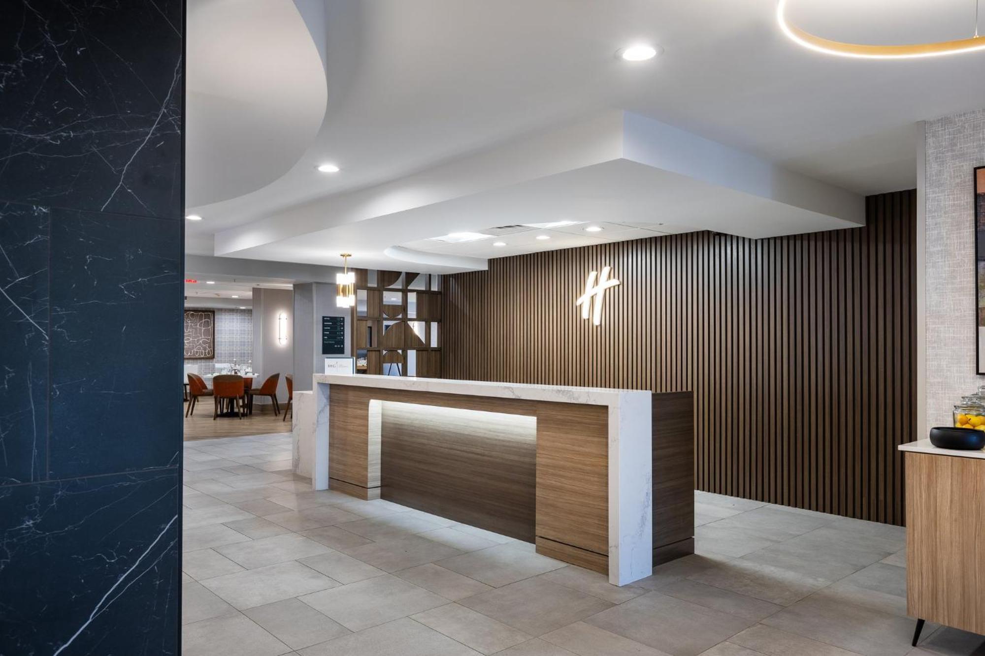 Holiday Inn Anderson By Ihg Екстериор снимка