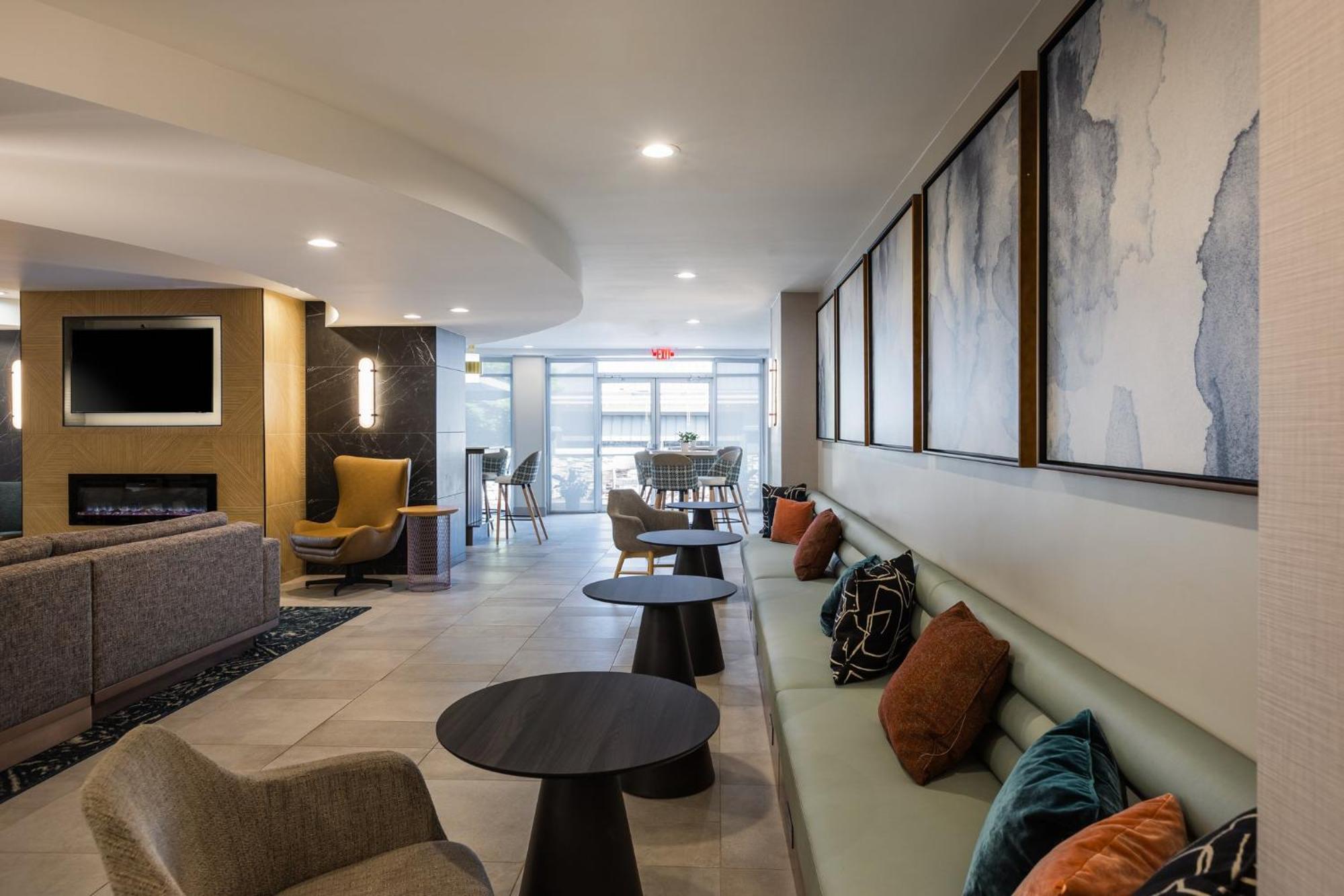 Holiday Inn Anderson By Ihg Екстериор снимка