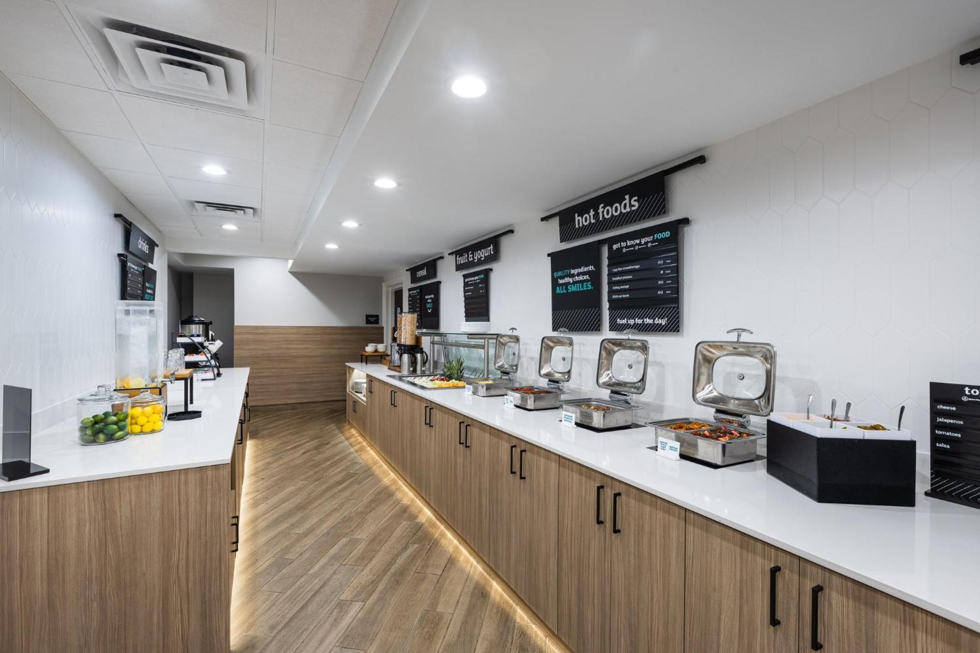 Holiday Inn Anderson By Ihg Екстериор снимка