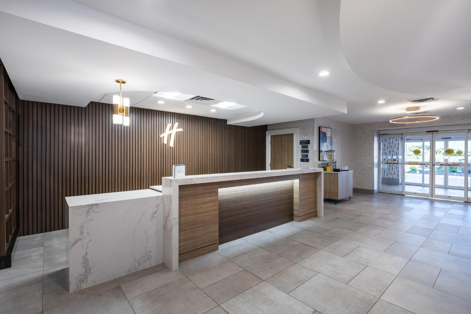 Holiday Inn Anderson By Ihg Екстериор снимка
