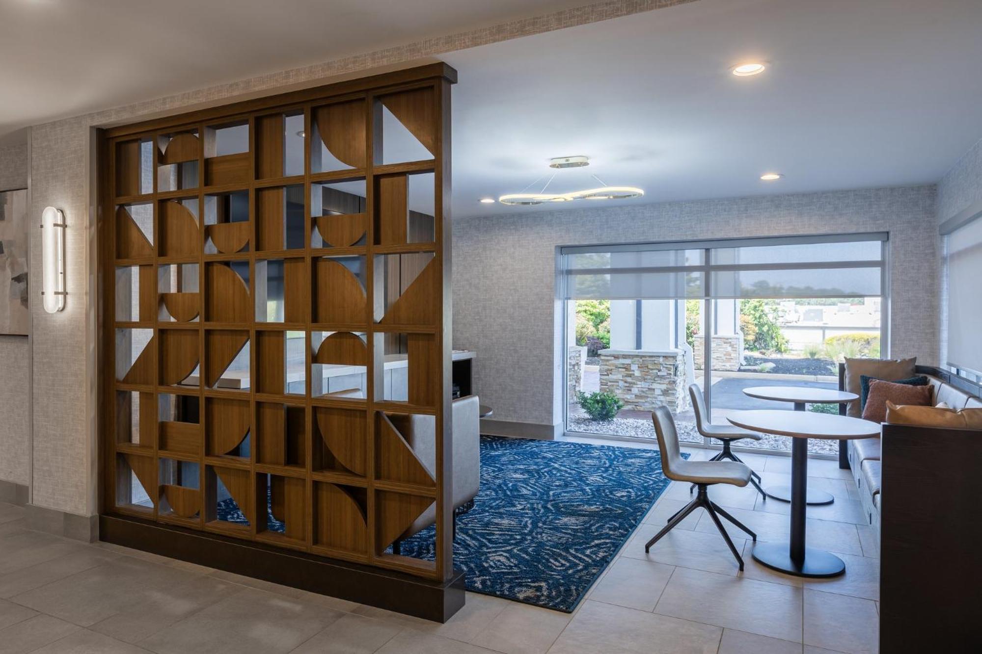 Holiday Inn Anderson By Ihg Екстериор снимка